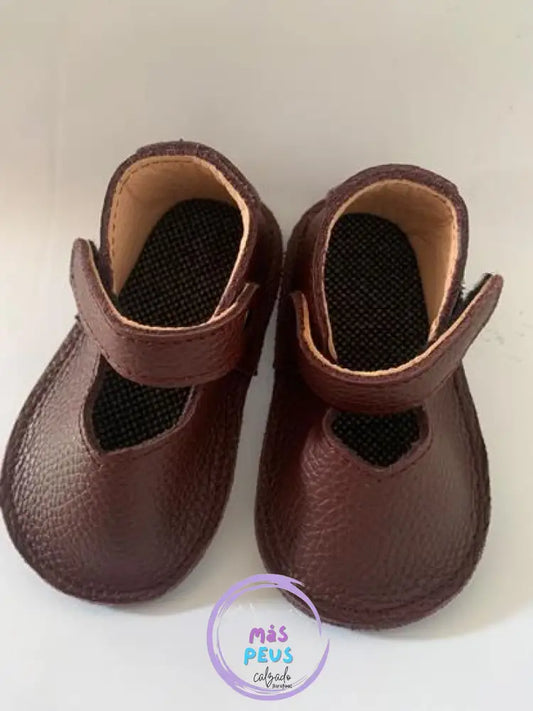 Merceditas Bordeux infantil