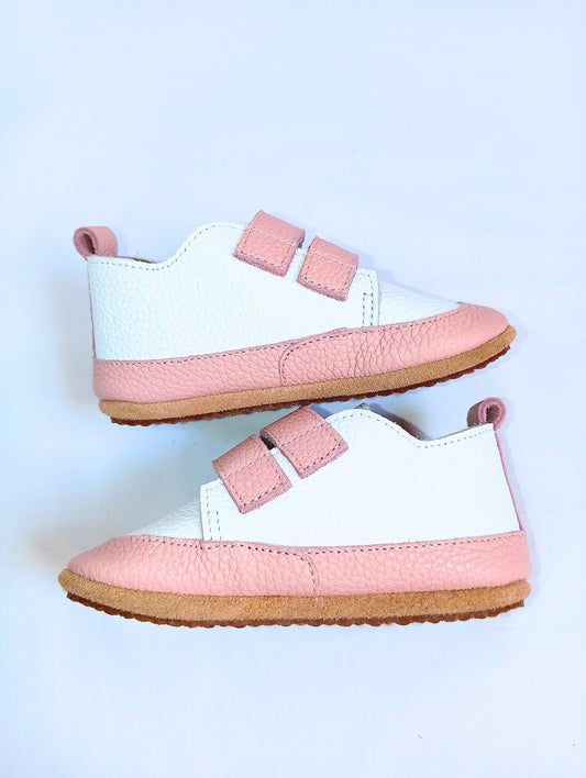 Deportivas minimalistas blanco-rosa