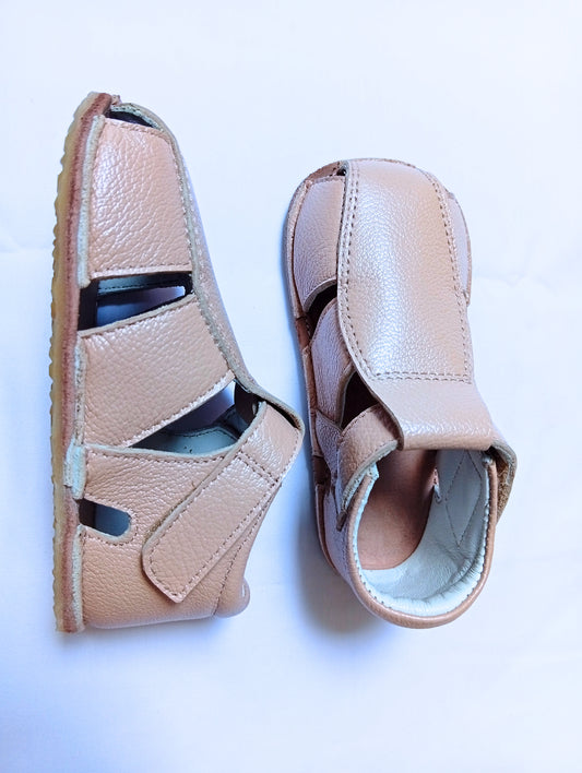 Minimalista Soleil by Tega Beige brillante